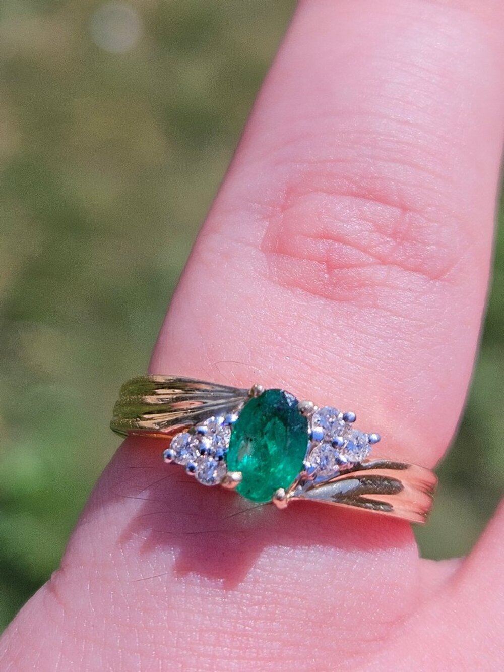 14K Yellow Gold Natural Emerald Diamond Bypass Style Cocktail Ring Size 6.5